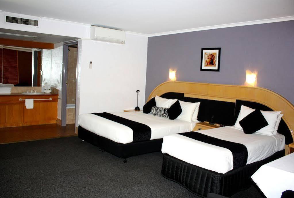 كوينبيان Capital Airport Motel المظهر الخارجي الصورة