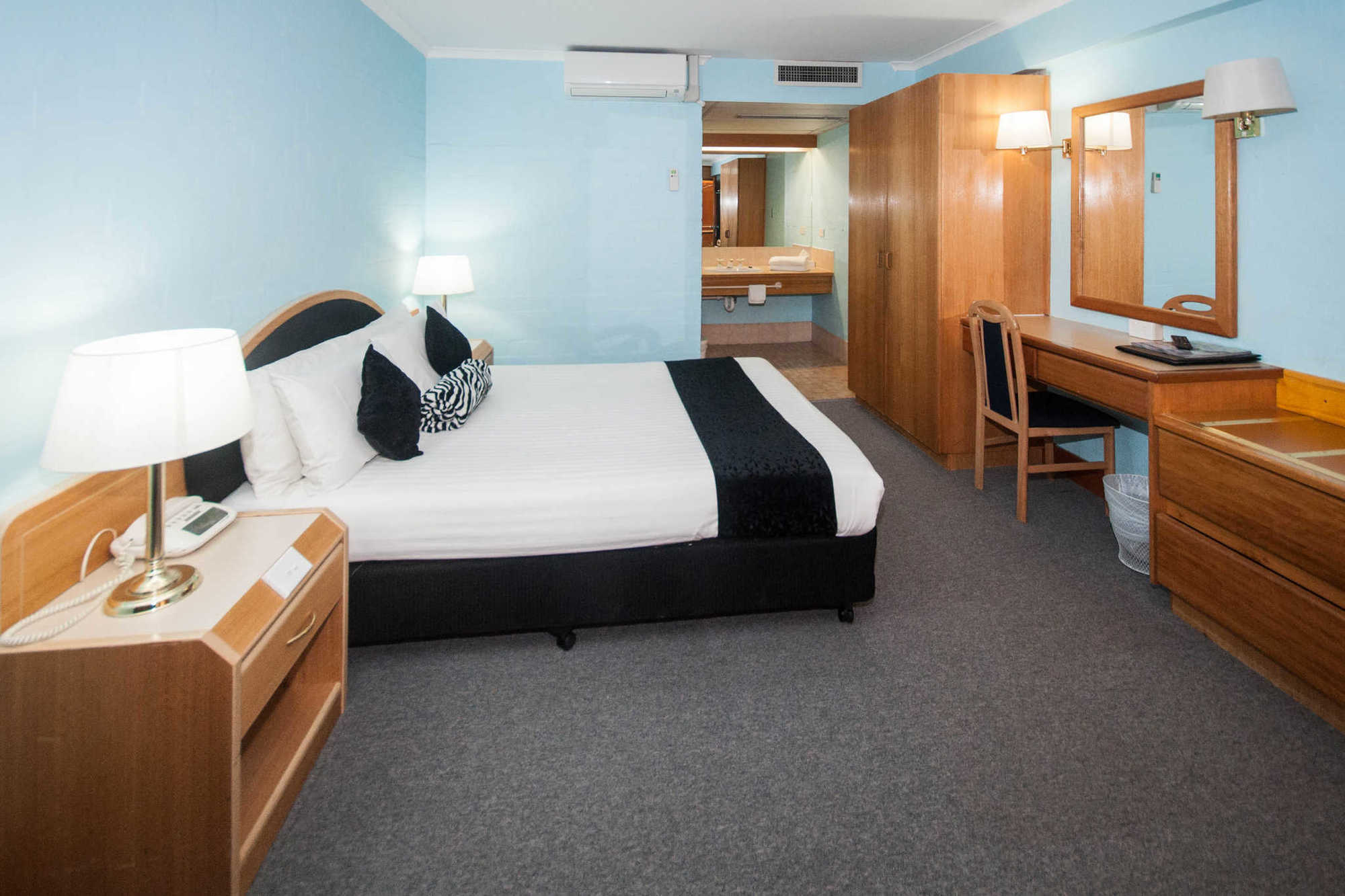 كوينبيان Capital Airport Motel الغرفة الصورة