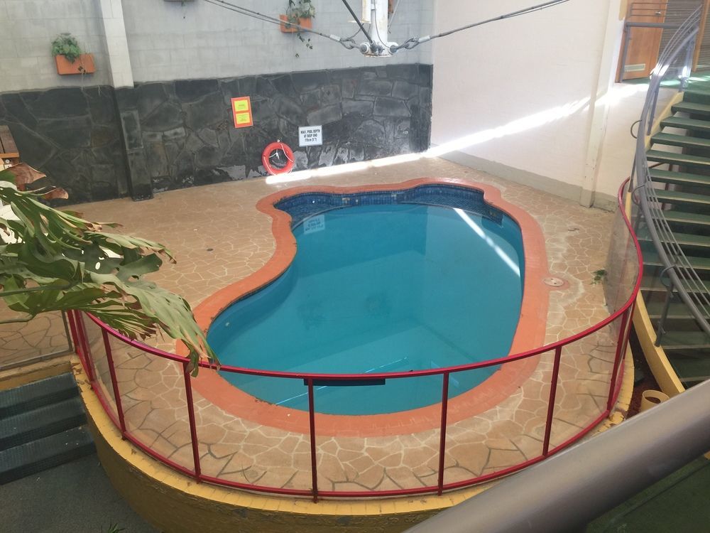 كوينبيان Capital Airport Motel المظهر الخارجي الصورة