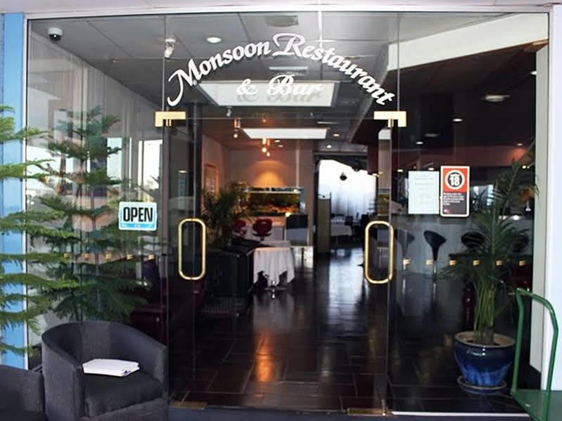 كوينبيان Capital Airport Motel المظهر الخارجي الصورة